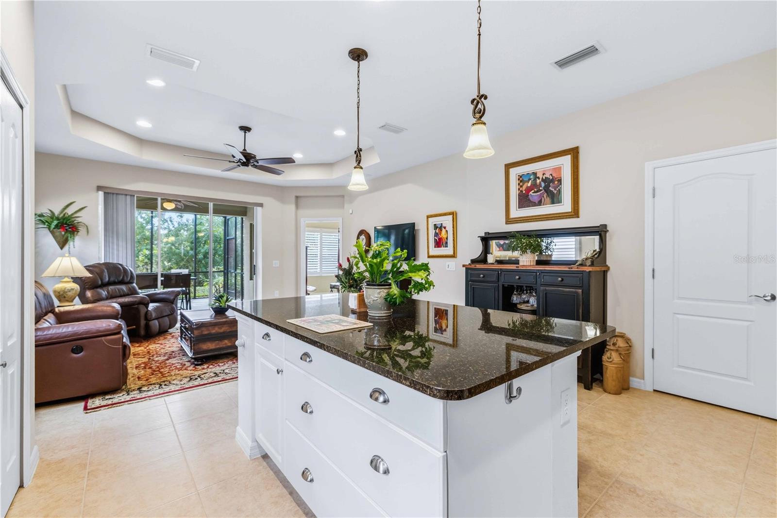 Image 12 of 37 For 4021 Wildgrass Place