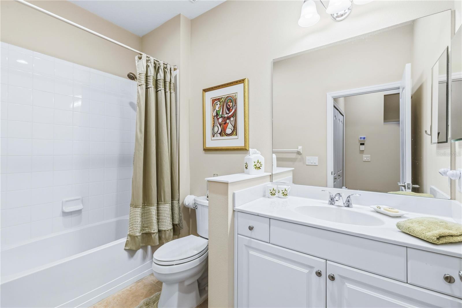 Image 18 of 37 For 4021 Wildgrass Place