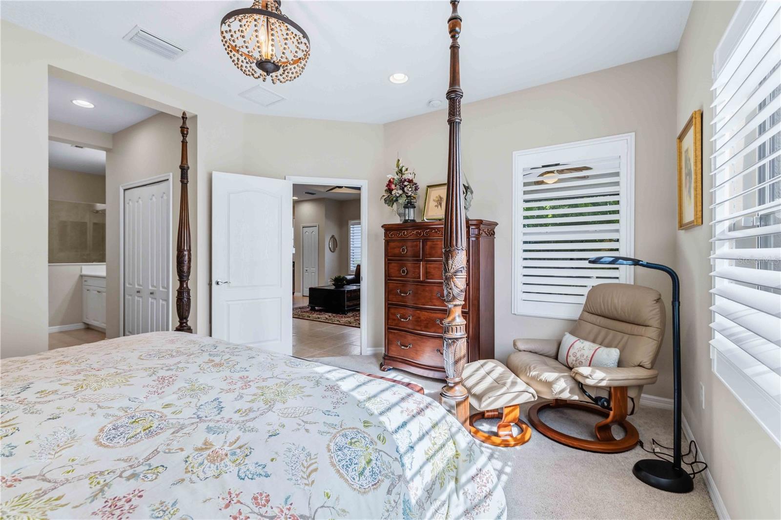 Image 21 of 37 For 4021 Wildgrass Place