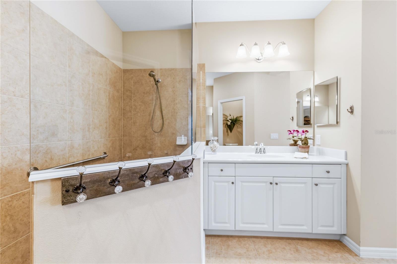 Image 25 of 37 For 4021 Wildgrass Place