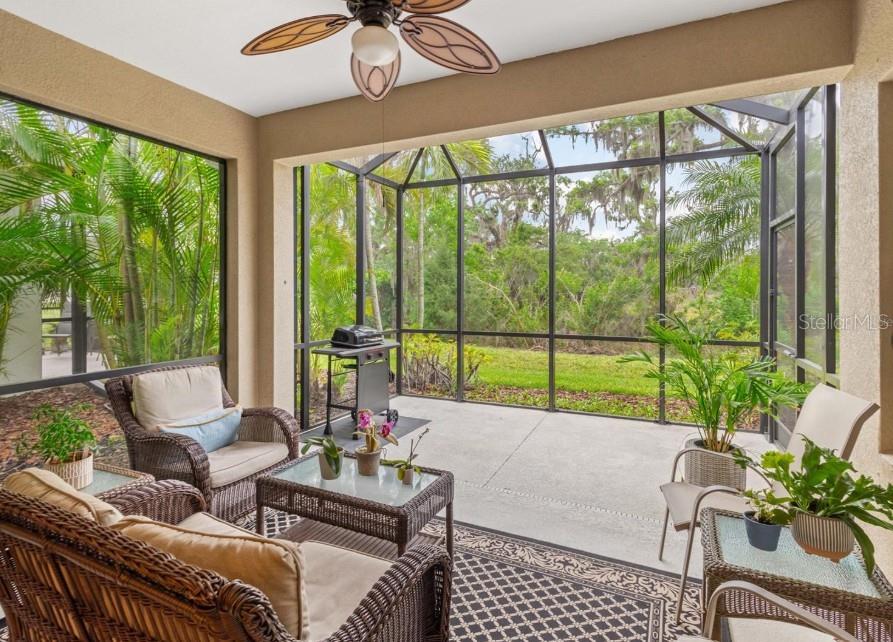 Image 27 of 37 For 4021 Wildgrass Place