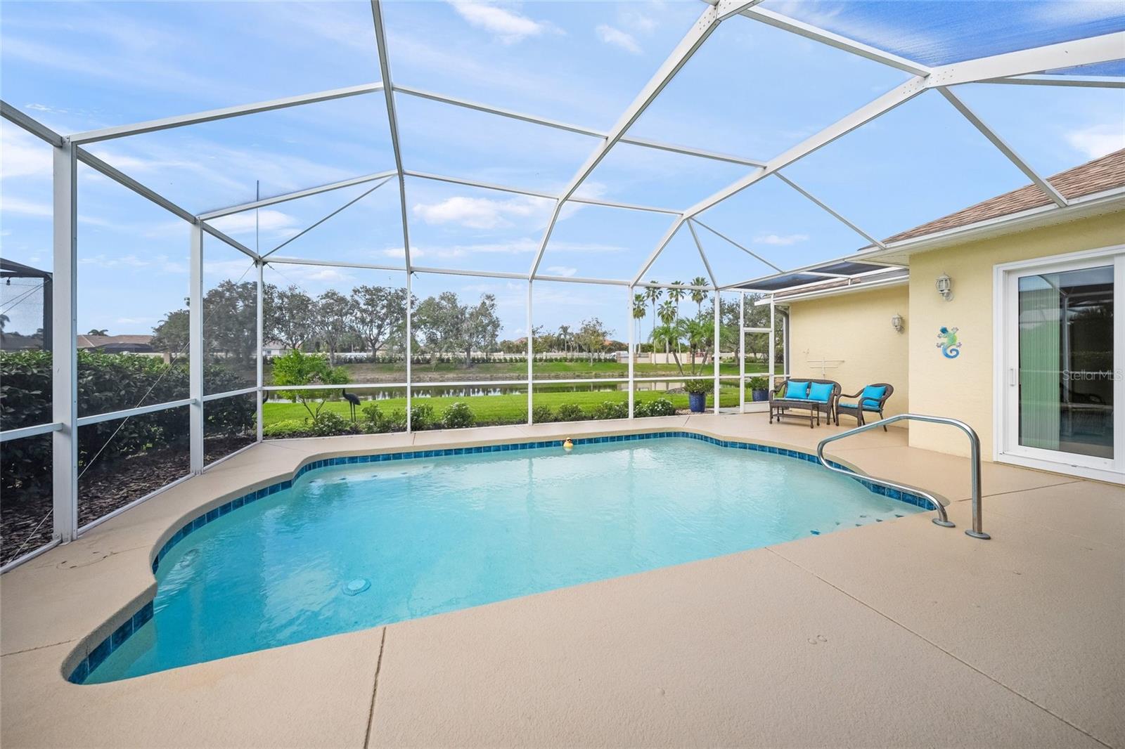 Image 2 of 50 For 2290 Vintage Street