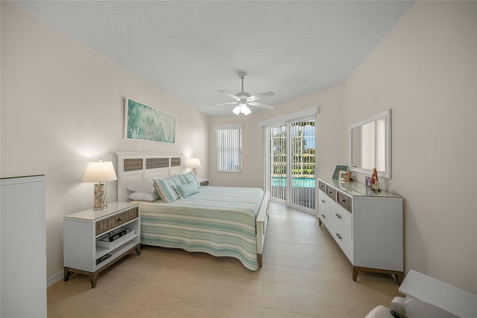 Image 20 of 50 For 2290 Vintage Street