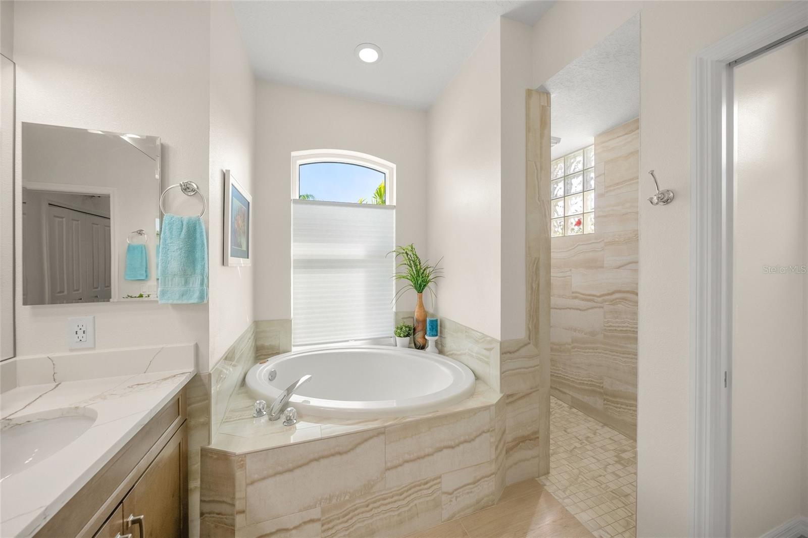 Image 23 of 50 For 2290 Vintage Street