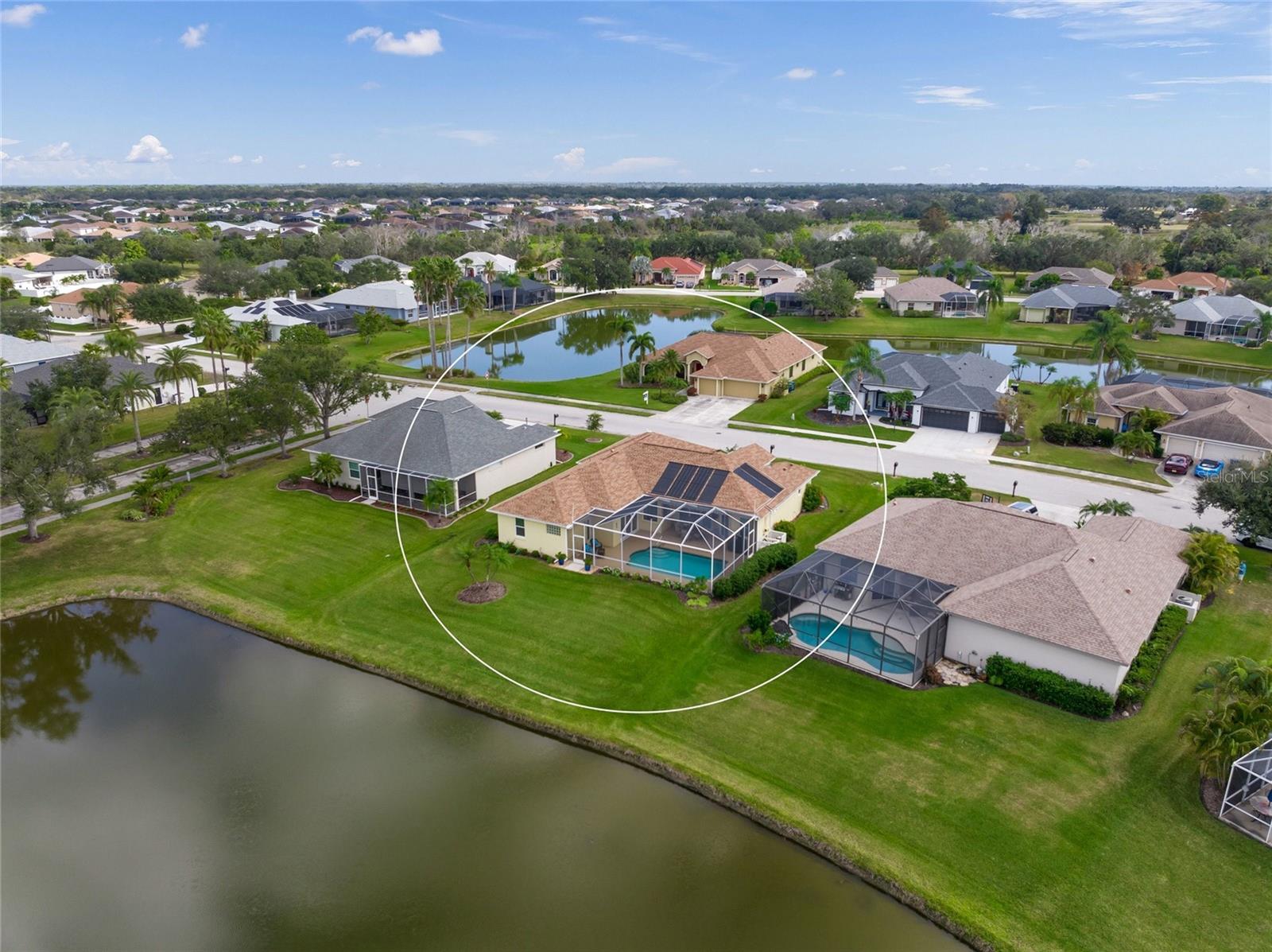 Image 3 of 50 For 2290 Vintage Street