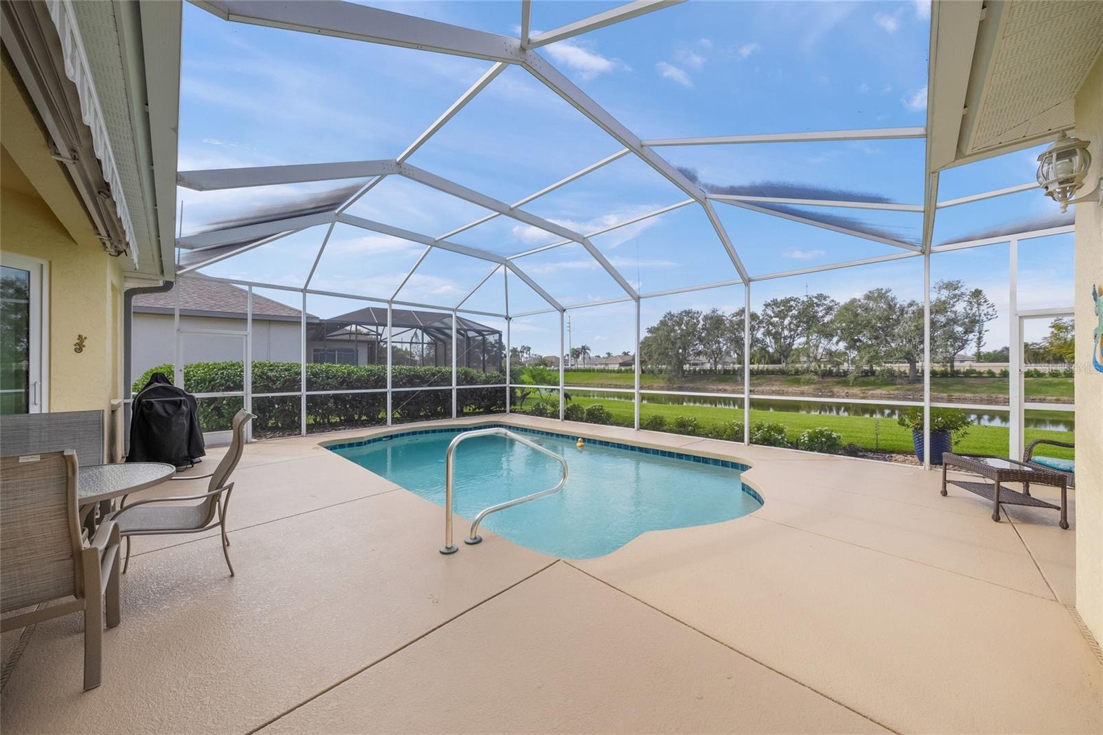 Image 5 of 50 For 2290 Vintage Street