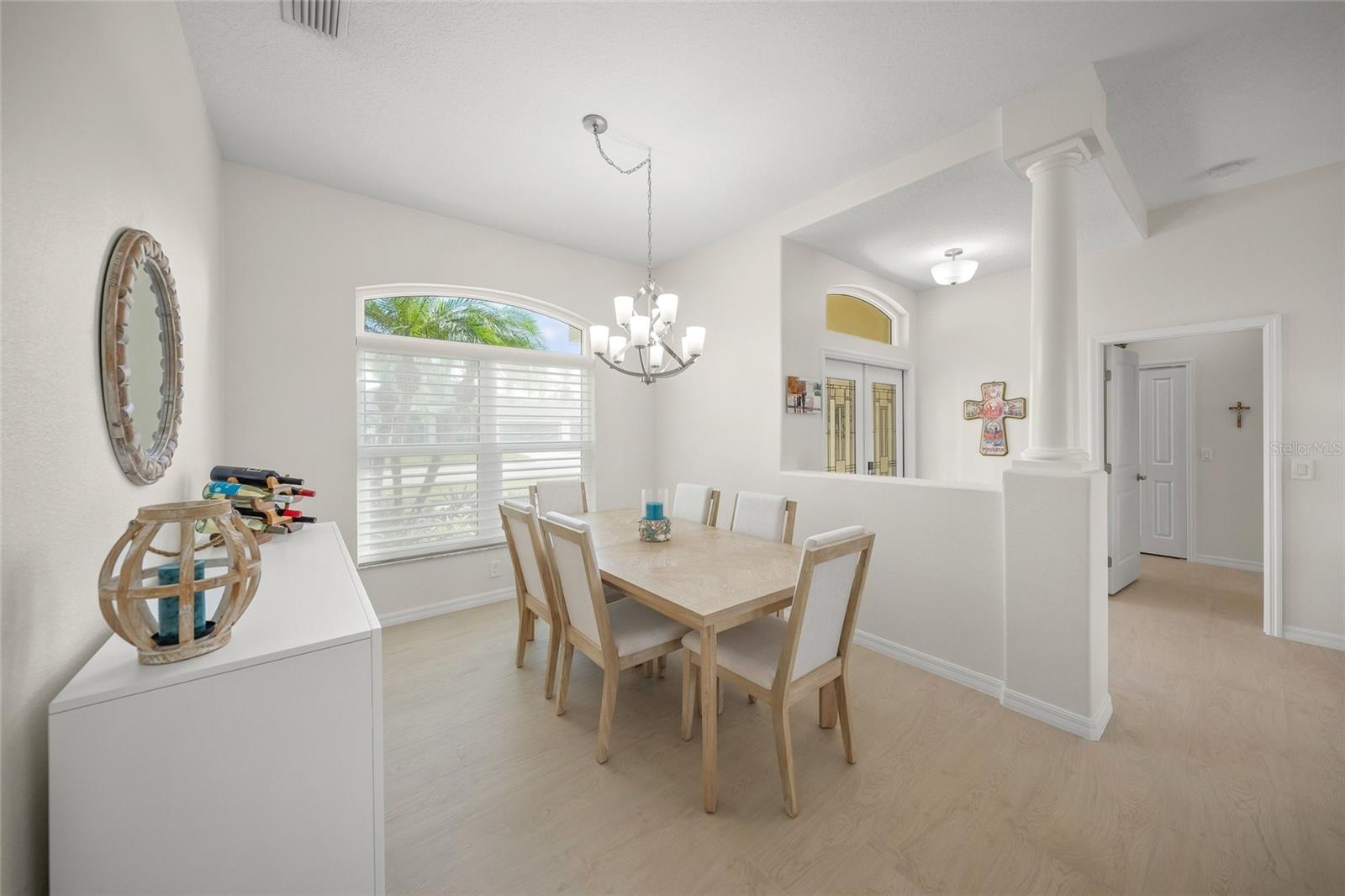 Image 7 of 50 For 2290 Vintage Street