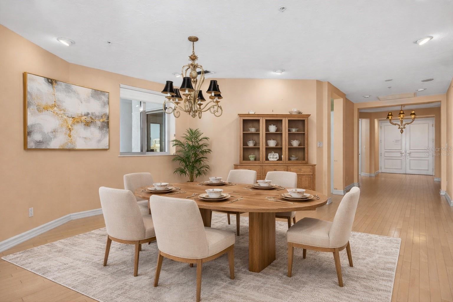 Image 29 of 82 For 500 Palm Avenue 92