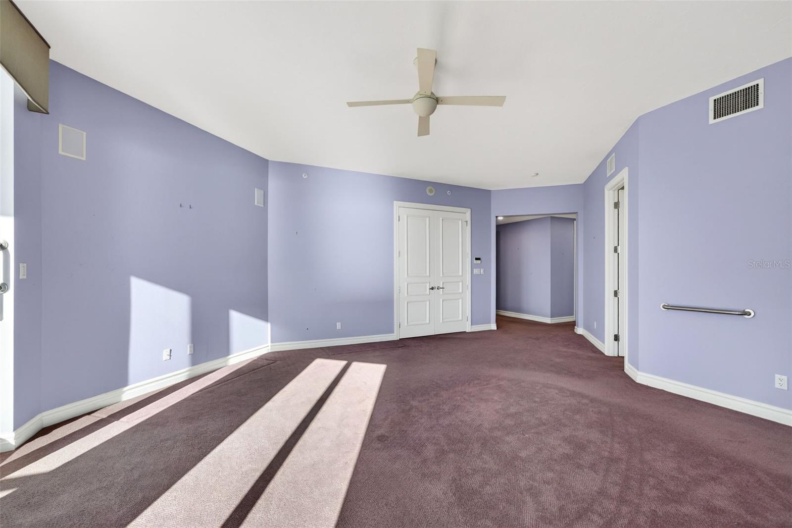 Image 46 of 82 For 500 Palm Avenue 92