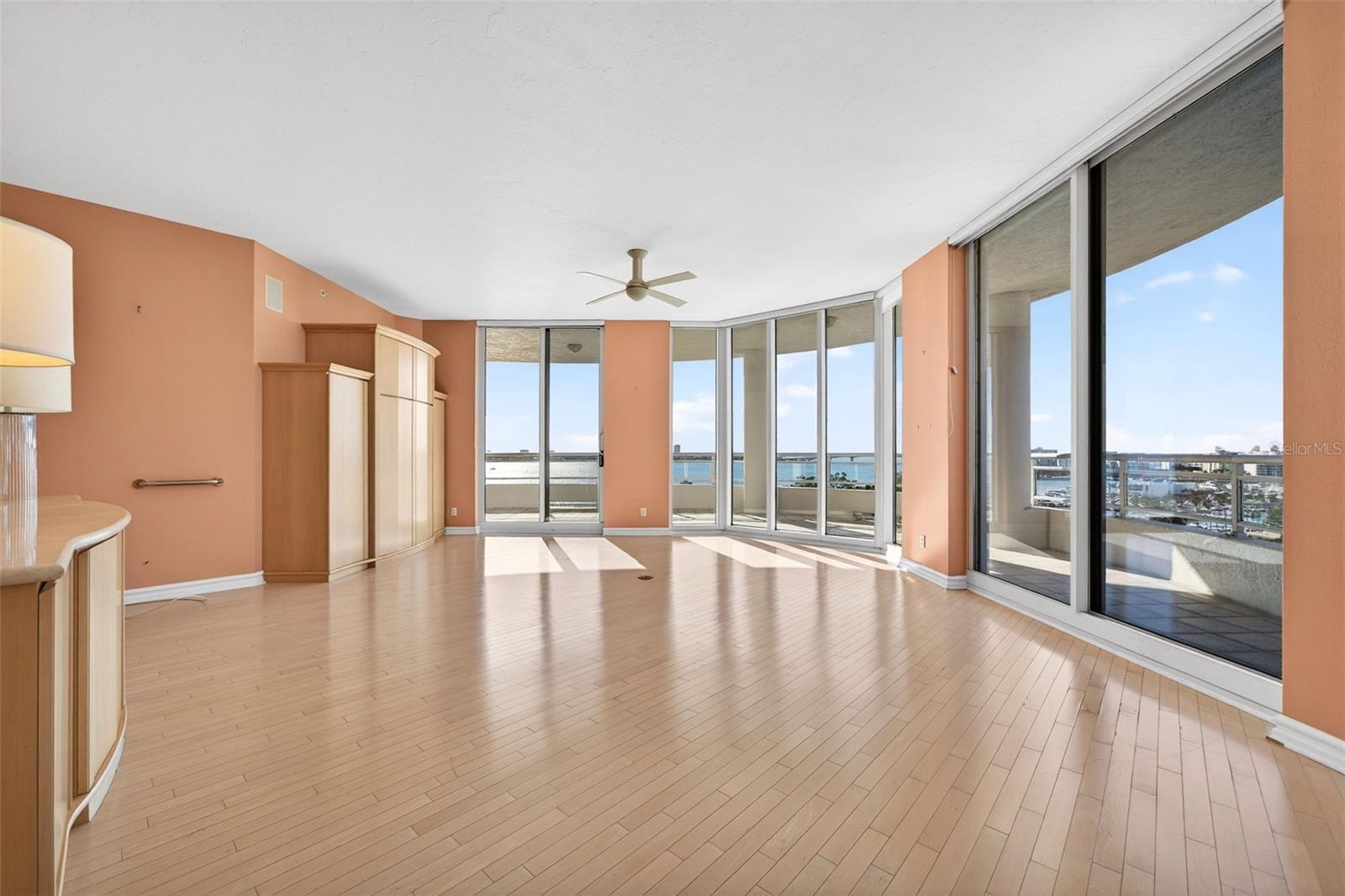 Image 5 of 82 For 500 Palm Avenue 92