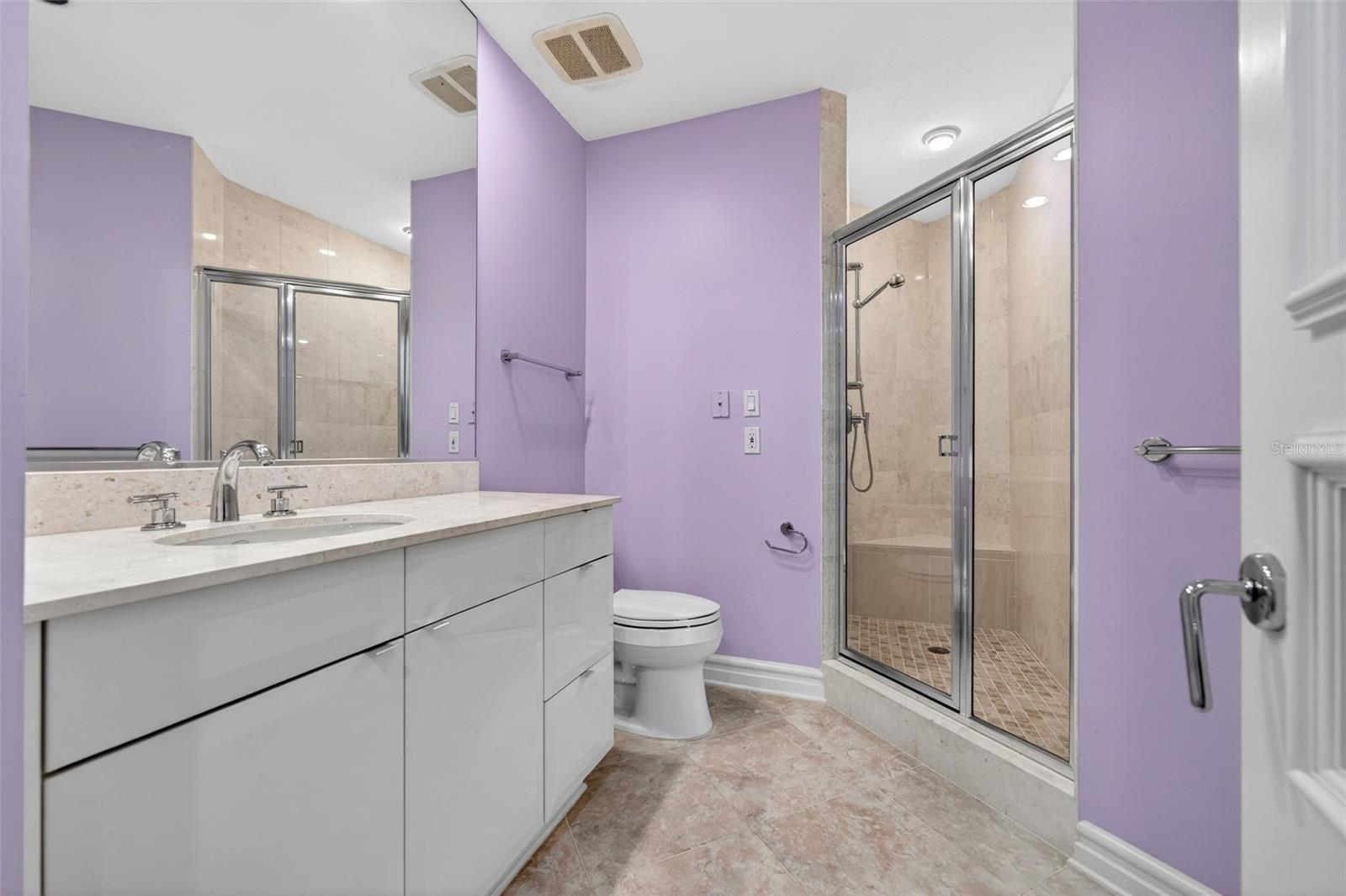 Image 55 of 82 For 500 Palm Avenue 92