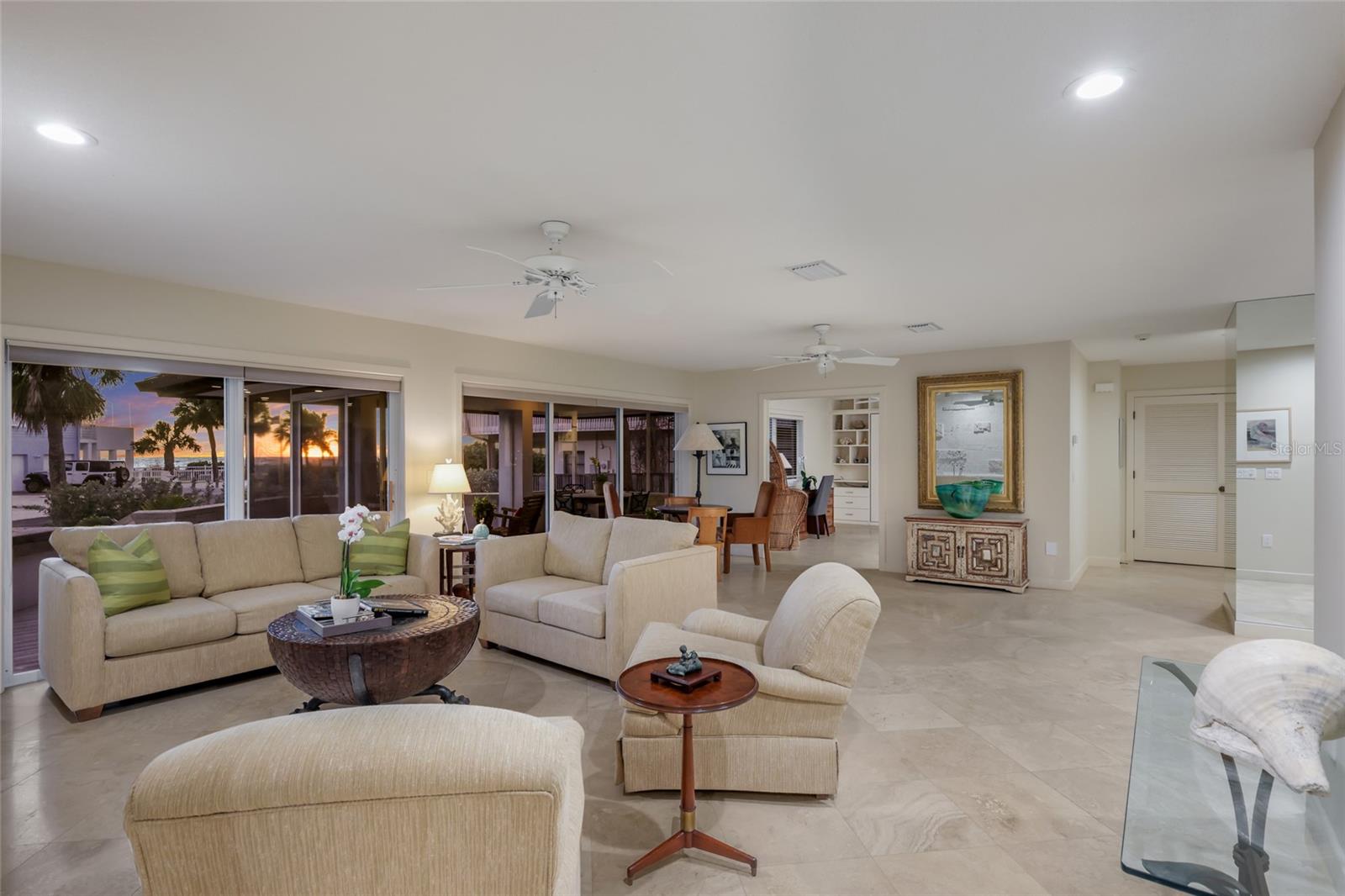 Image 11 of 89 For 106 49th Street