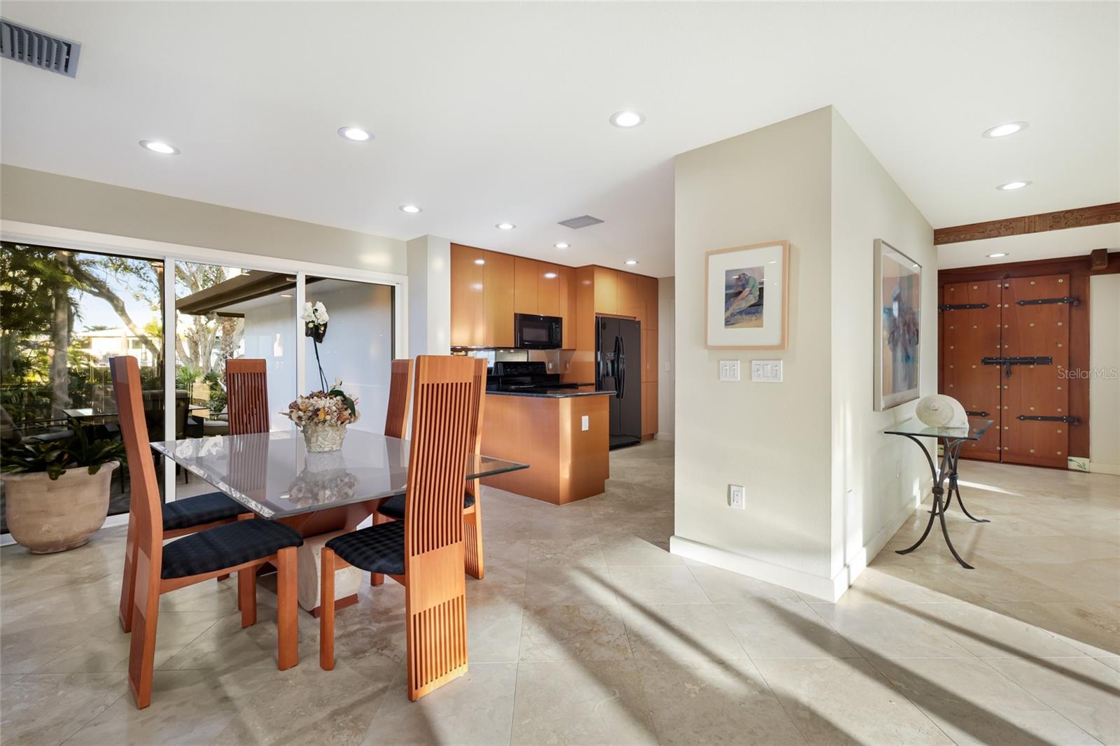 Image 15 of 89 For 106 49th Street