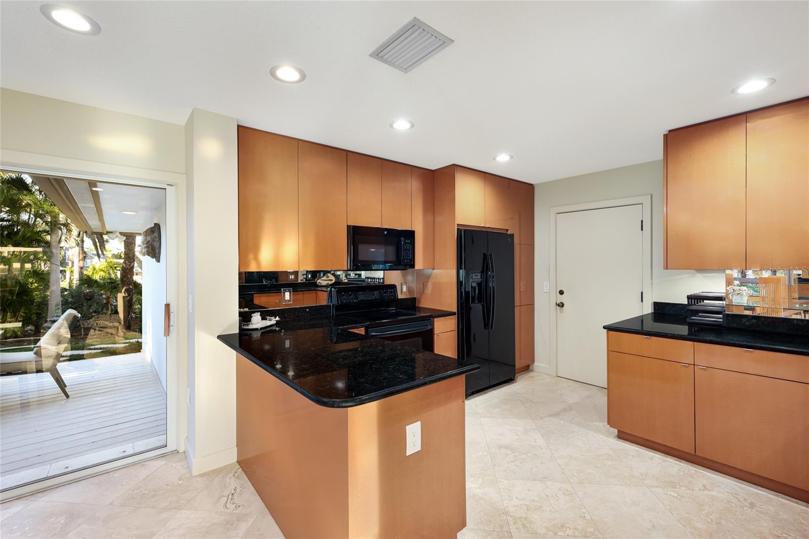 Image 19 of 89 For 106 49th Street