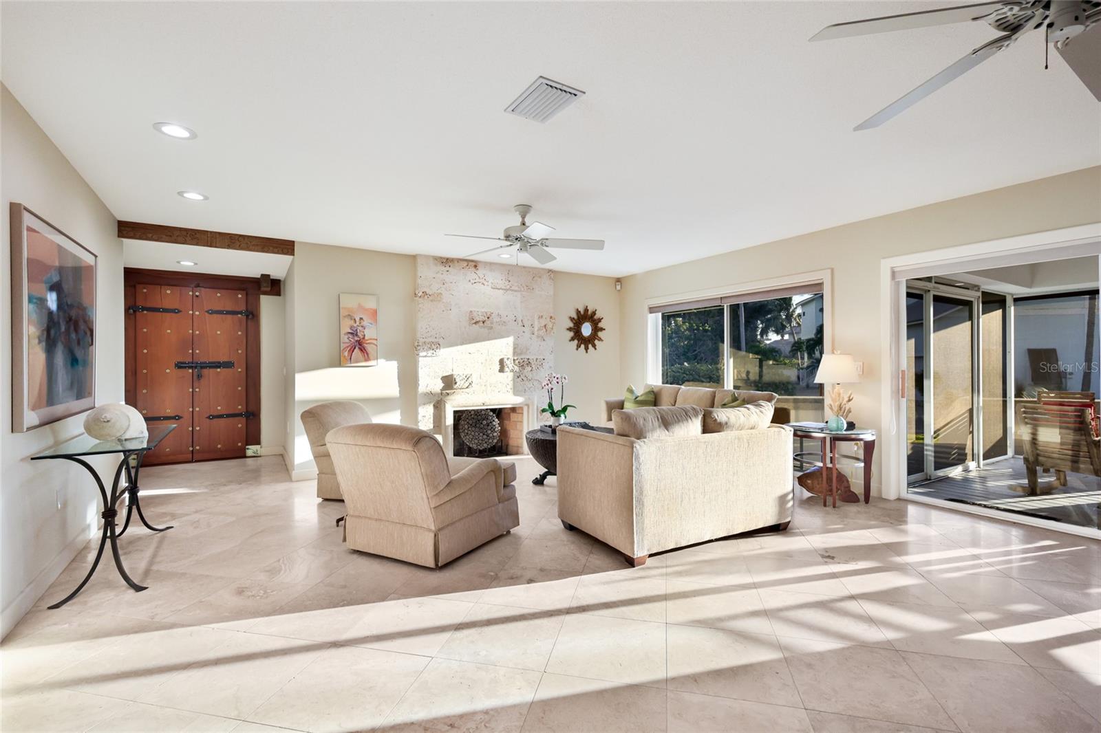 Image 21 of 89 For 106 49th Street