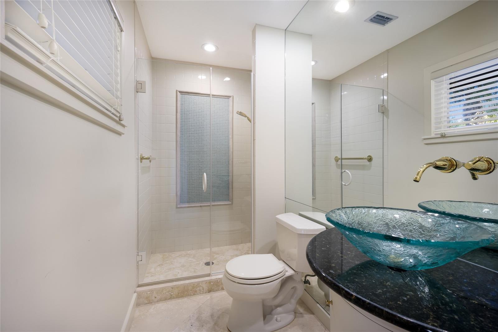 Image 26 of 89 For 106 49th Street