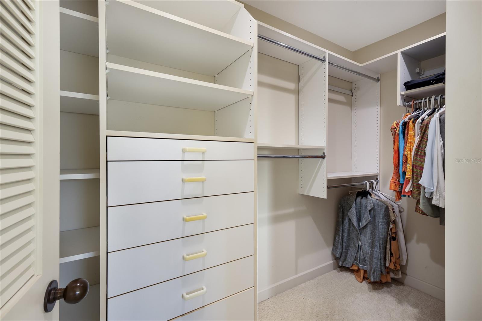 Image 37 of 89 For 106 49th Street