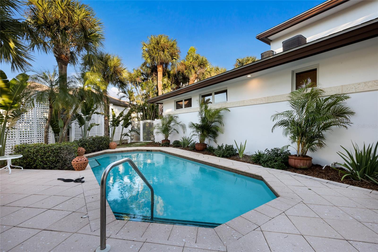 Image 49 of 89 For 106 49th Street