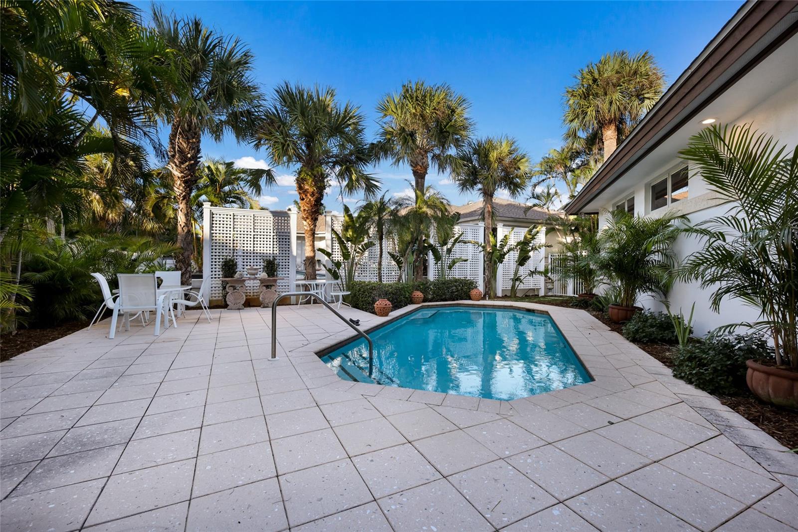 Image 50 of 89 For 106 49th Street