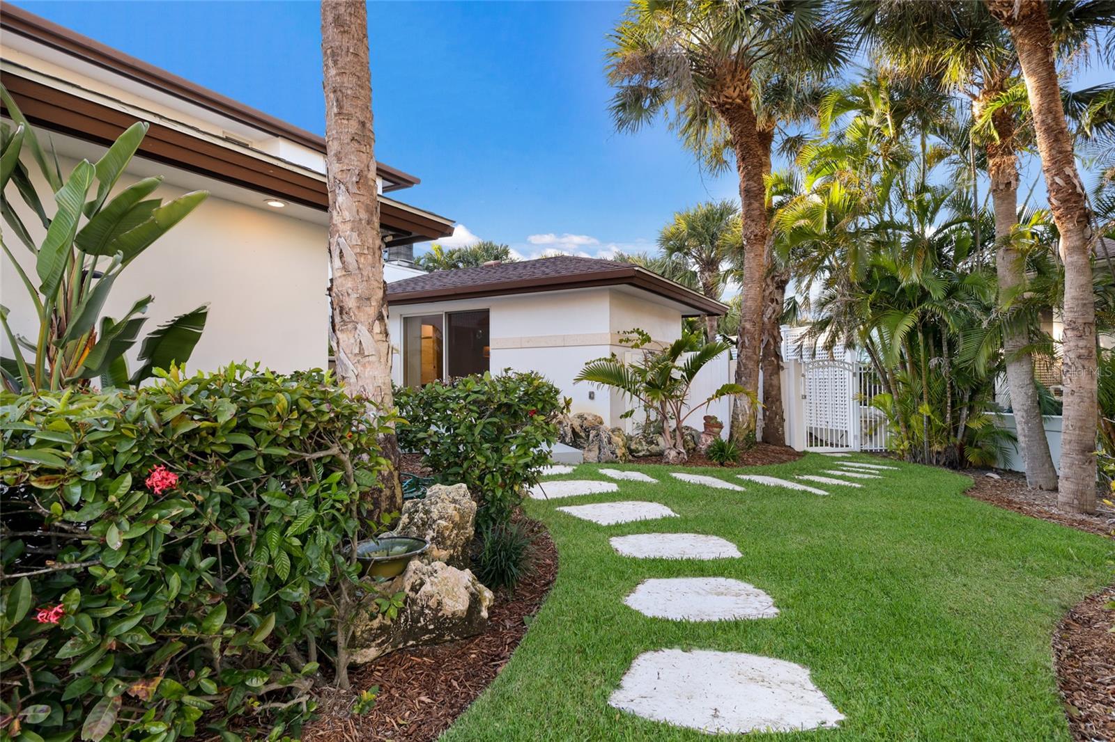 Image 66 of 89 For 106 49th Street