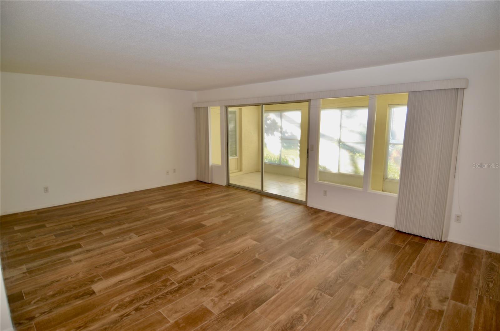 Image 3 of 18 For 3560 Hispania Place 211