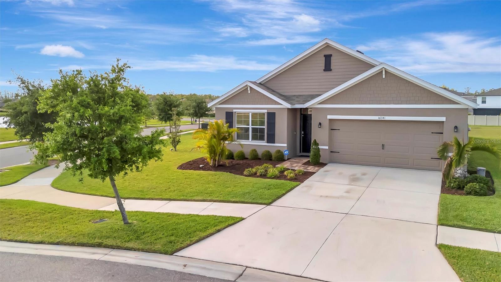 Image 11 of 55 For 16341 Little Garden Drive