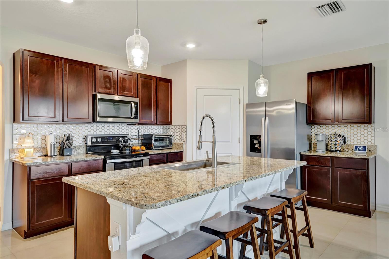 Image 18 of 55 For 16341 Little Garden Drive