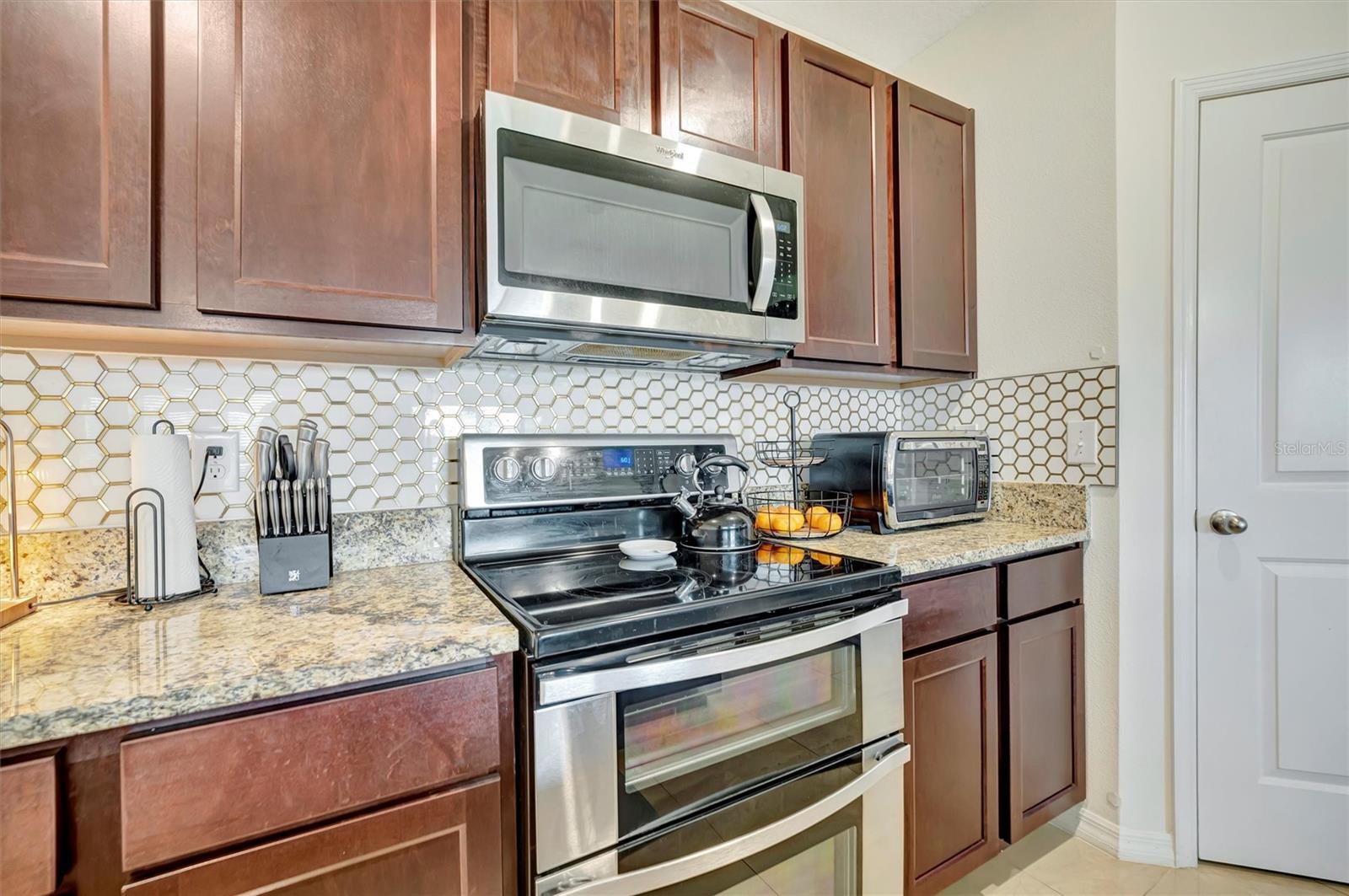 Image 19 of 55 For 16341 Little Garden Drive