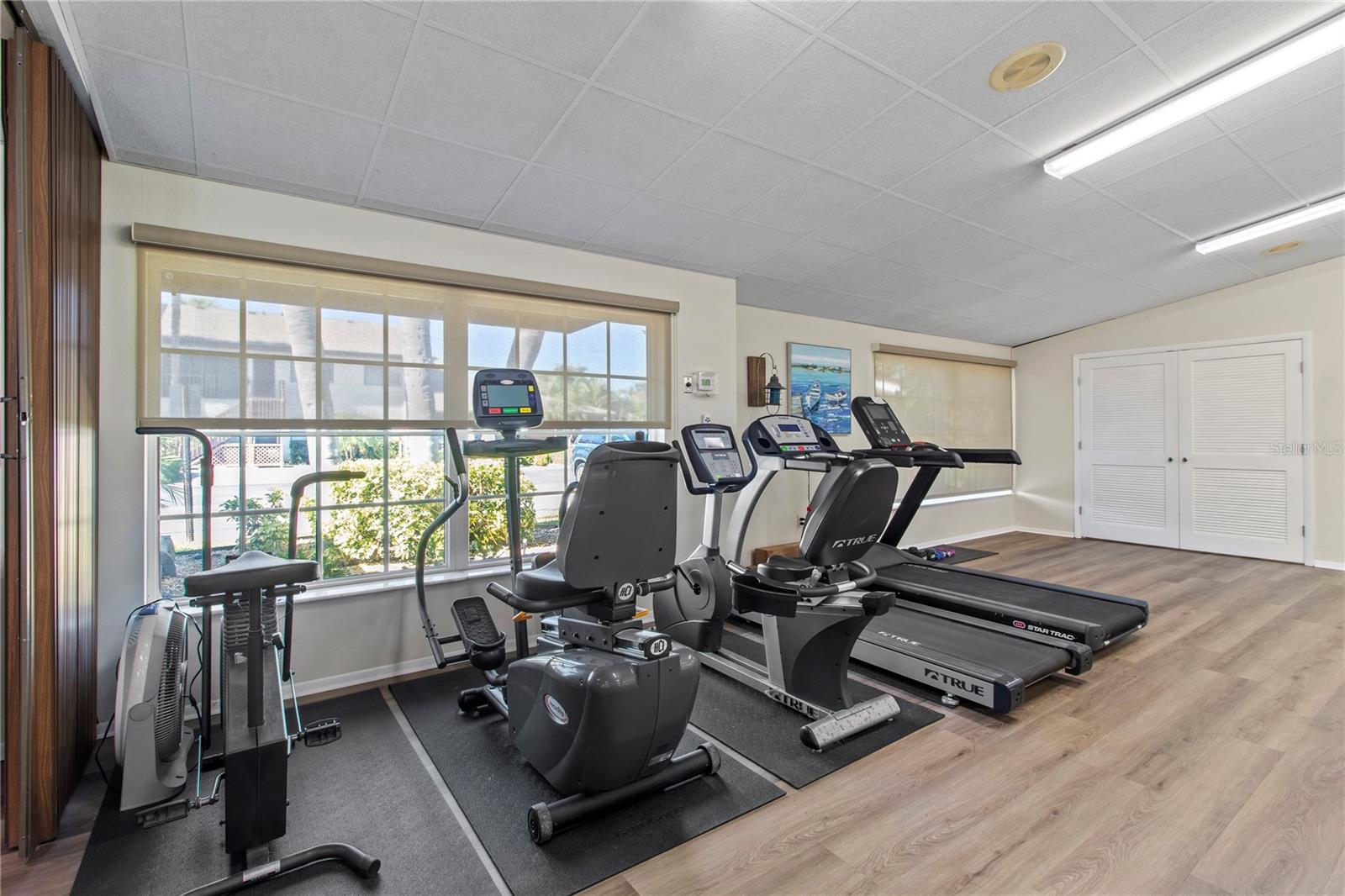 Image 34 of 46 For 2816 72nd Street Court W