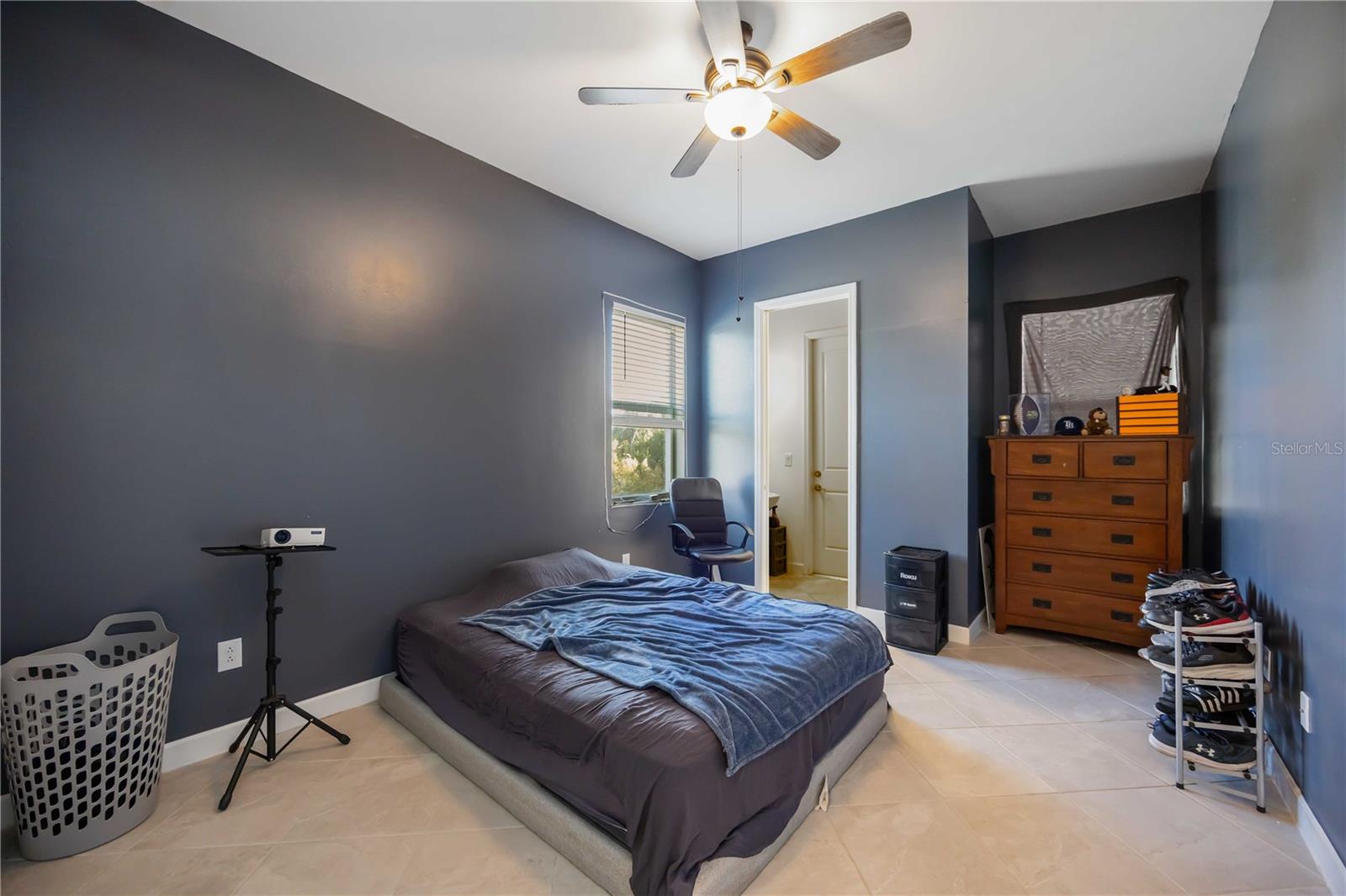 Image 23 of 45 For 10016 Duquesne Street