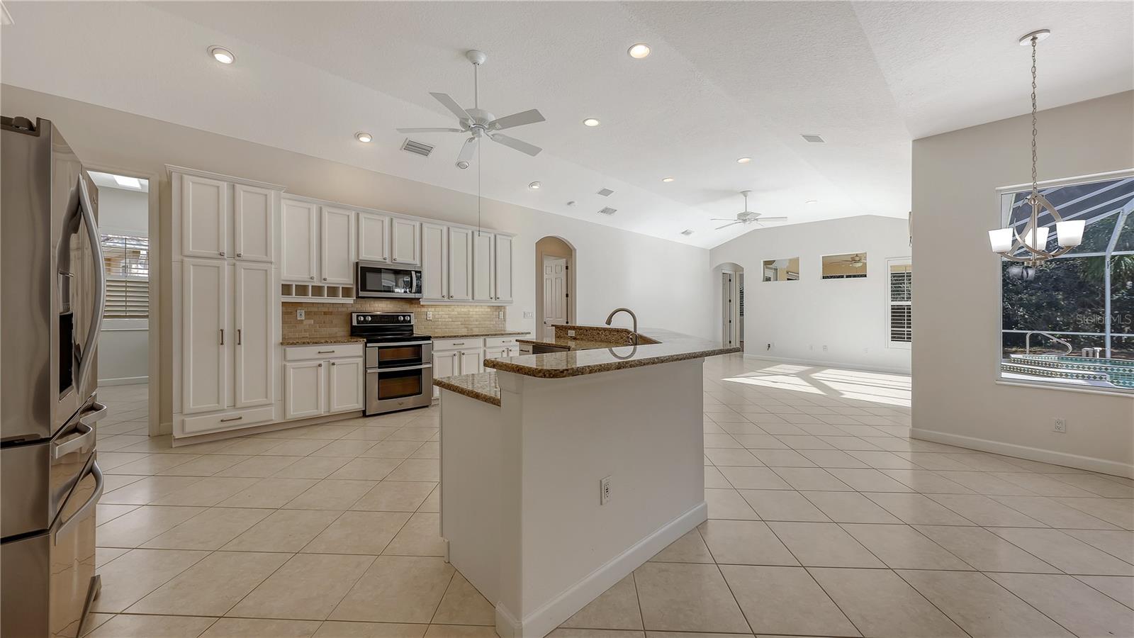 Image 4 of 40 For 6925 Conestoga Place