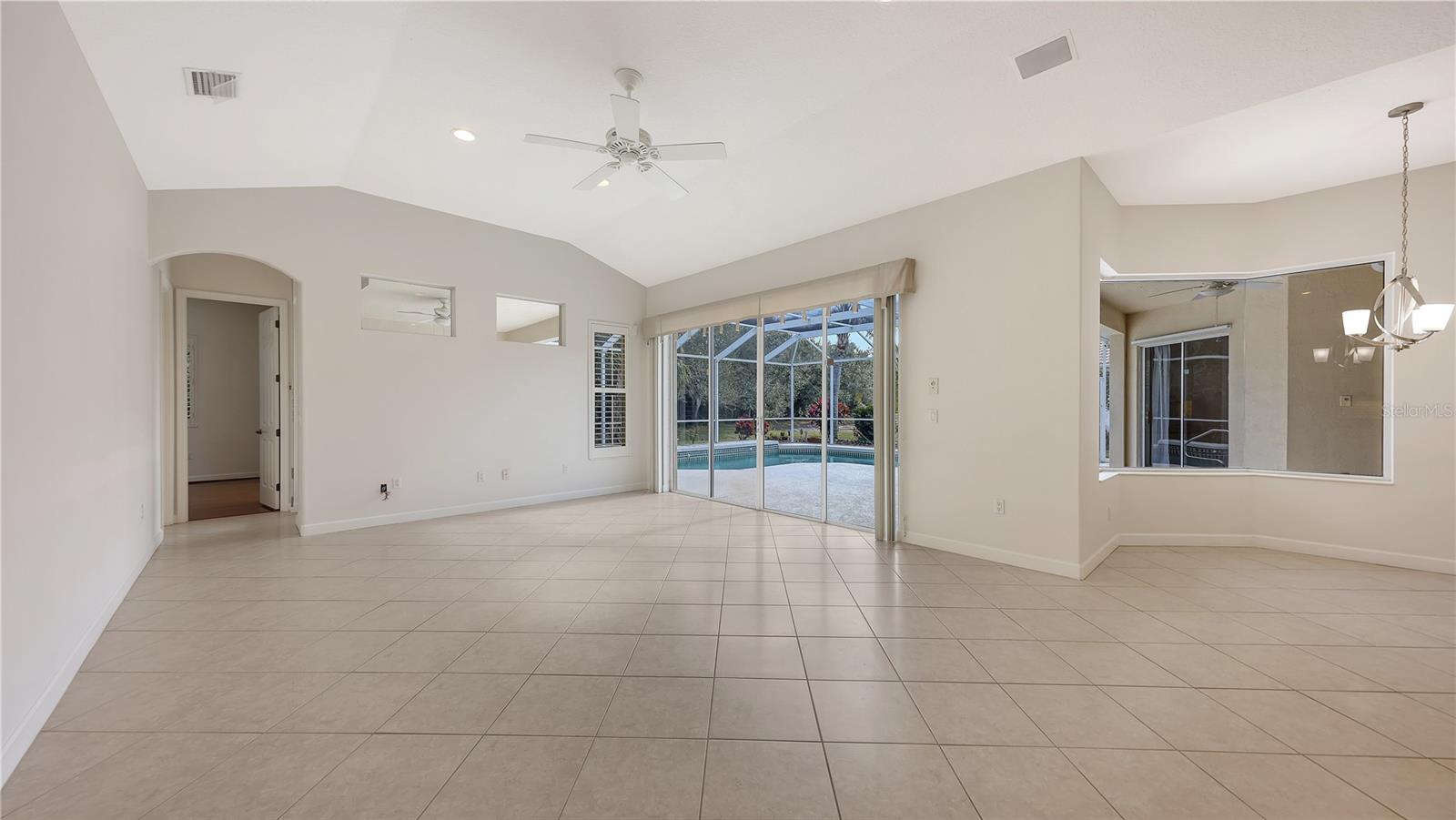 Image 7 of 40 For 6925 Conestoga Place