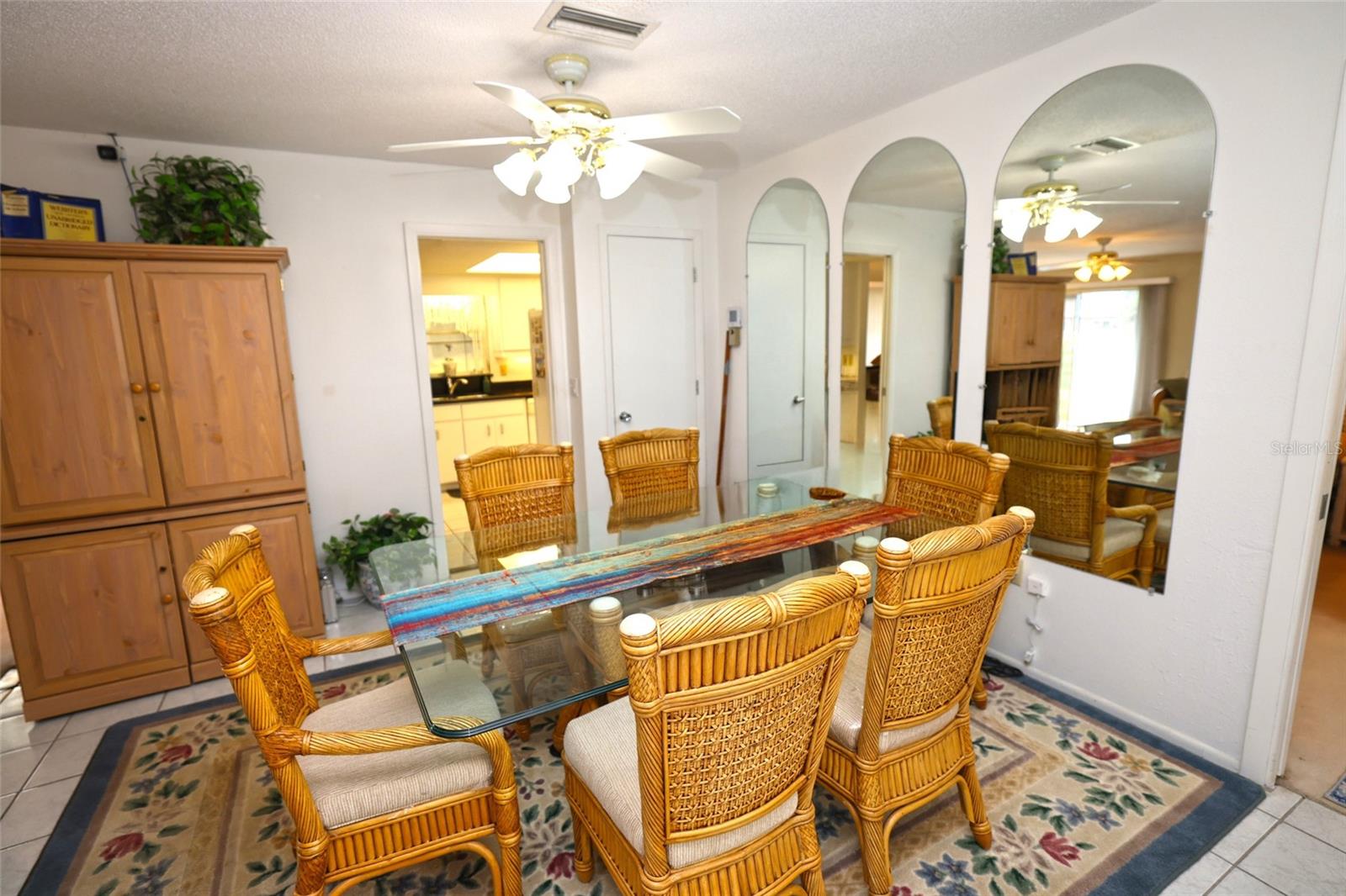 Image 10 of 48 For 315 Dante Drive 315