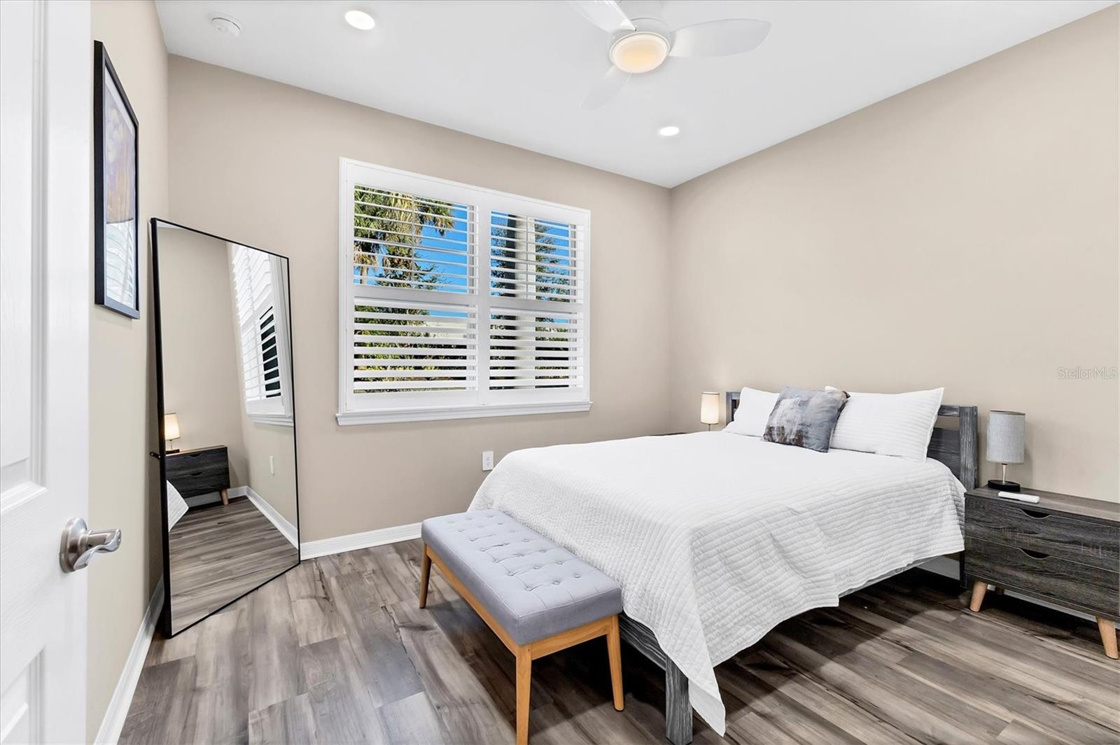 Image 20 of 70 For 141 Vinadio Boulevard