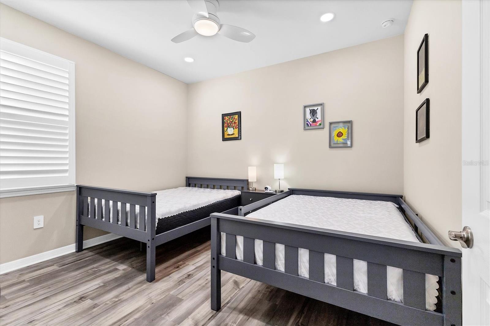 Image 22 of 70 For 141 Vinadio Boulevard