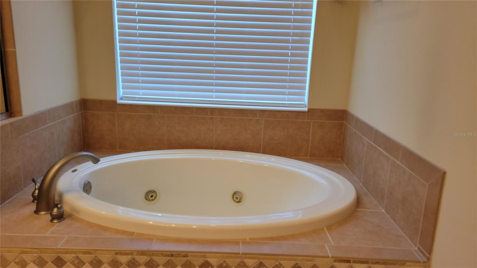 Image 18 of 32 For 3710 Eagle Hammock Drive