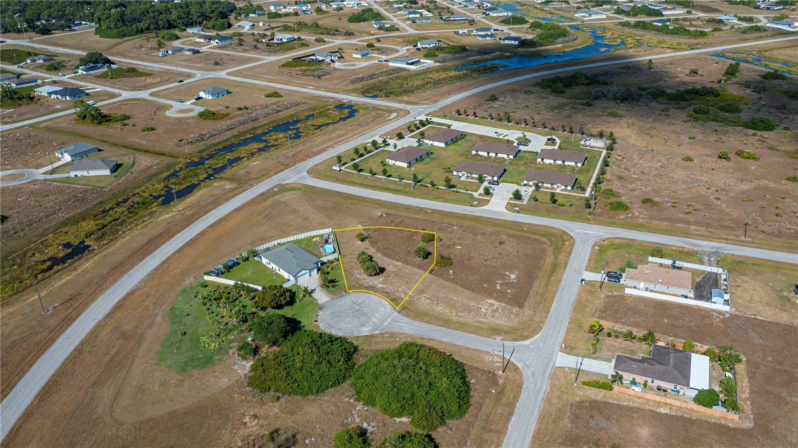 Image 12 of 19 For 7004 Cameo Court