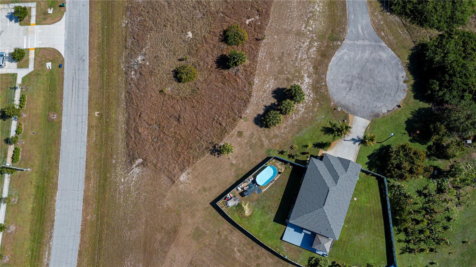 Image 14 of 19 For 7004 Cameo Court