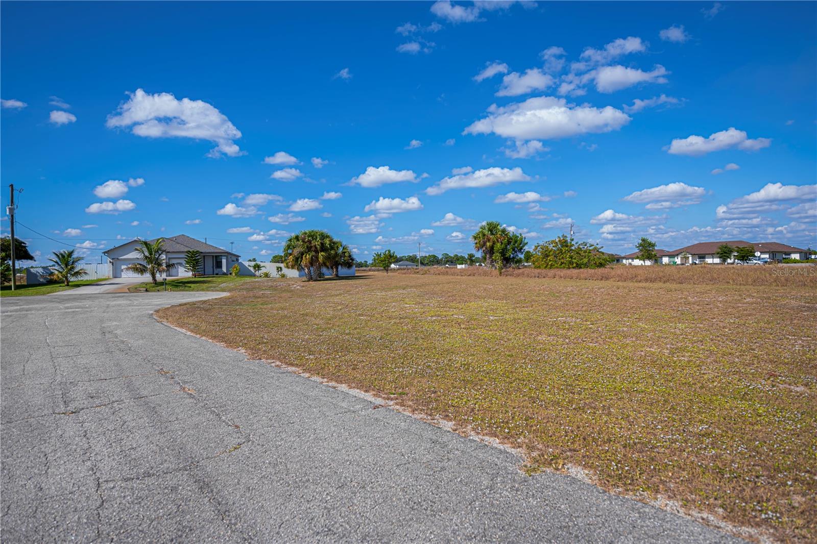 Image 5 of 19 For 7004 Cameo Court