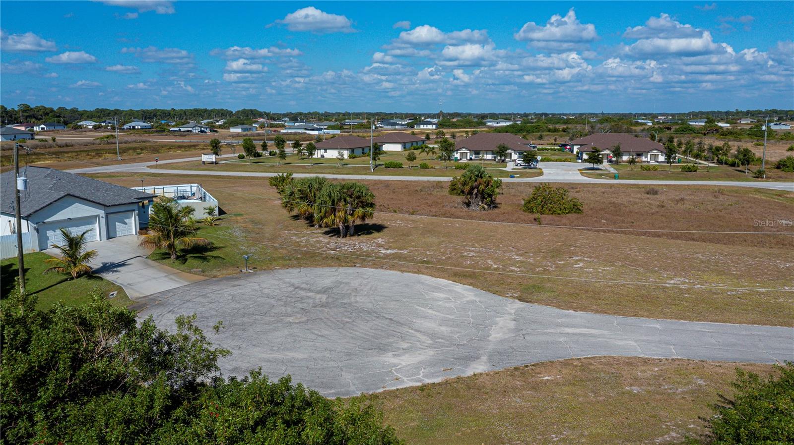 Image 9 of 19 For 7004 Cameo Court