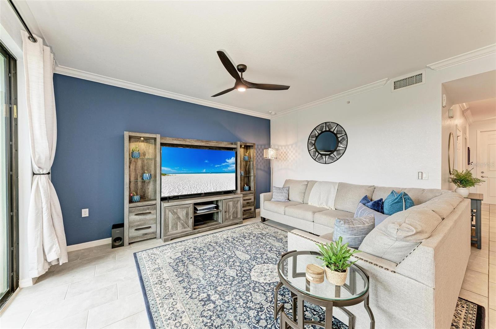 Image 12 of 74 For 17902 Gawthrop Drive 307