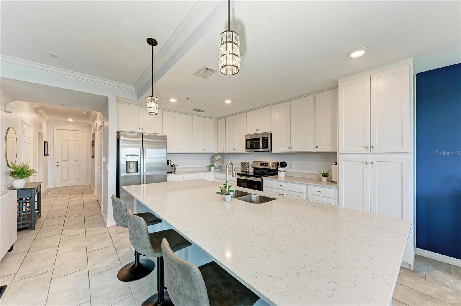 Image 16 of 74 For 17902 Gawthrop Drive 307