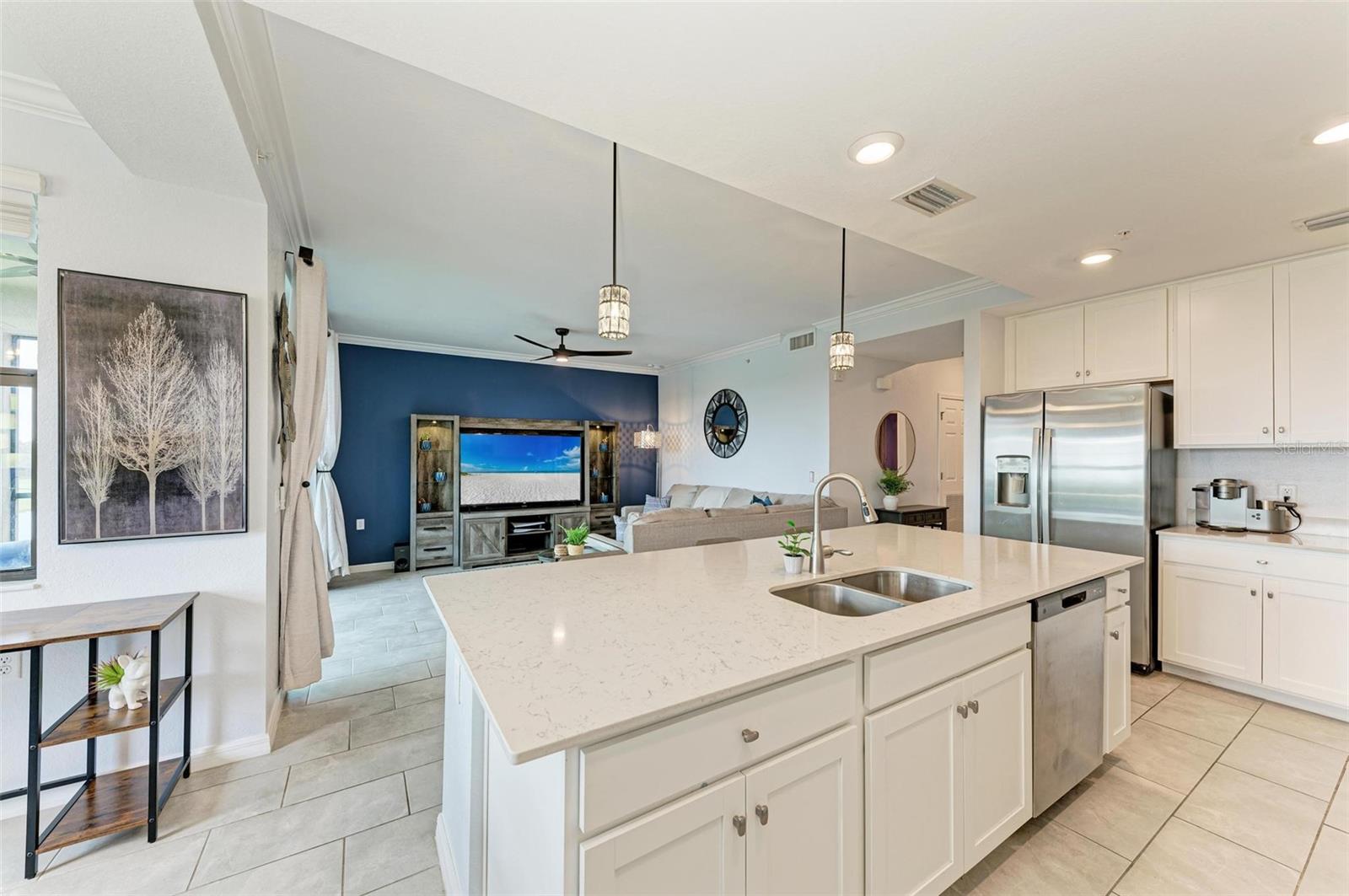 Image 18 of 74 For 17902 Gawthrop Drive 307