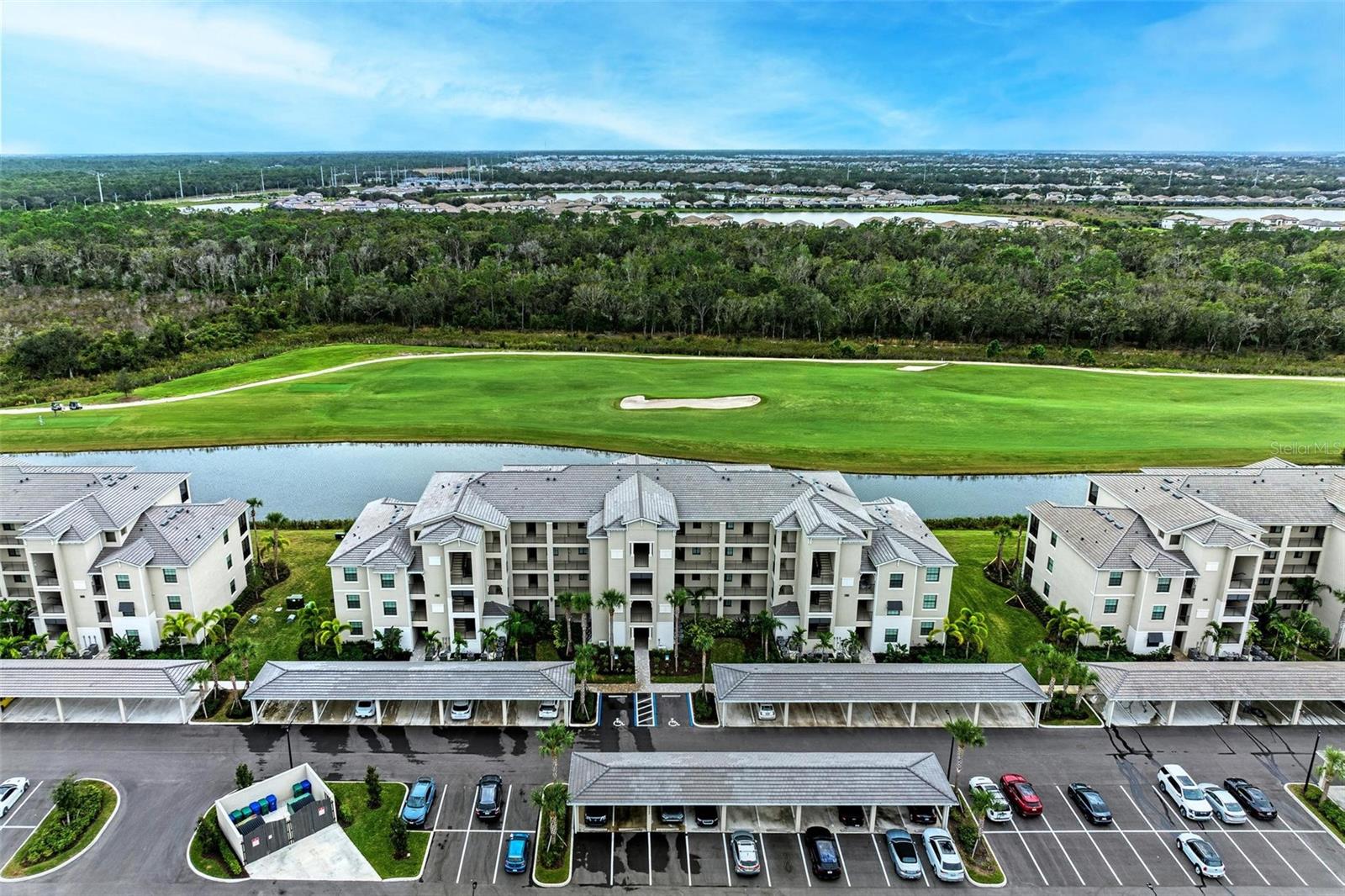 Image 2 of 74 For 17902 Gawthrop Drive 307