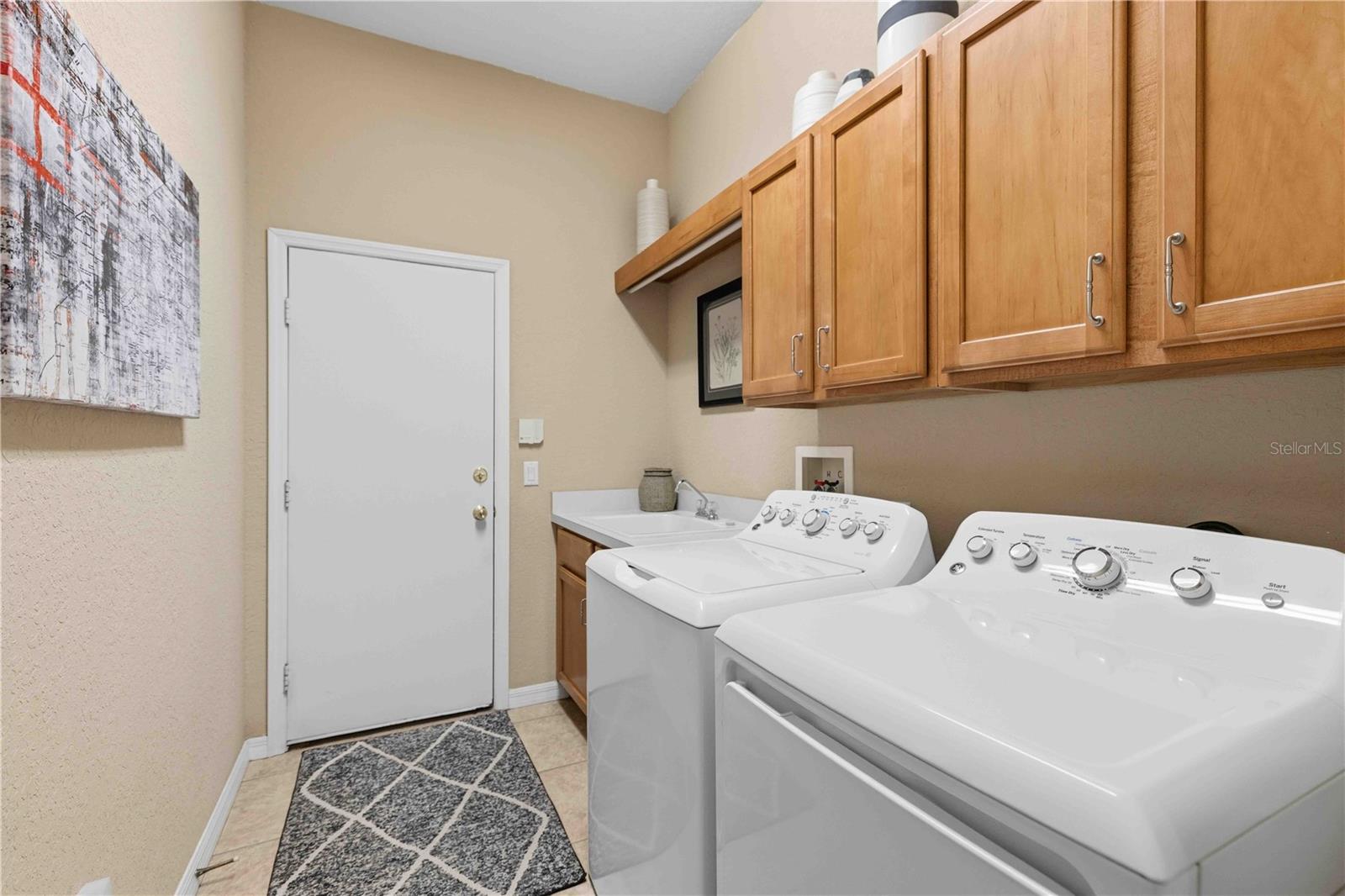 Image 31 of 65 For 9004 Brookfield Terrace