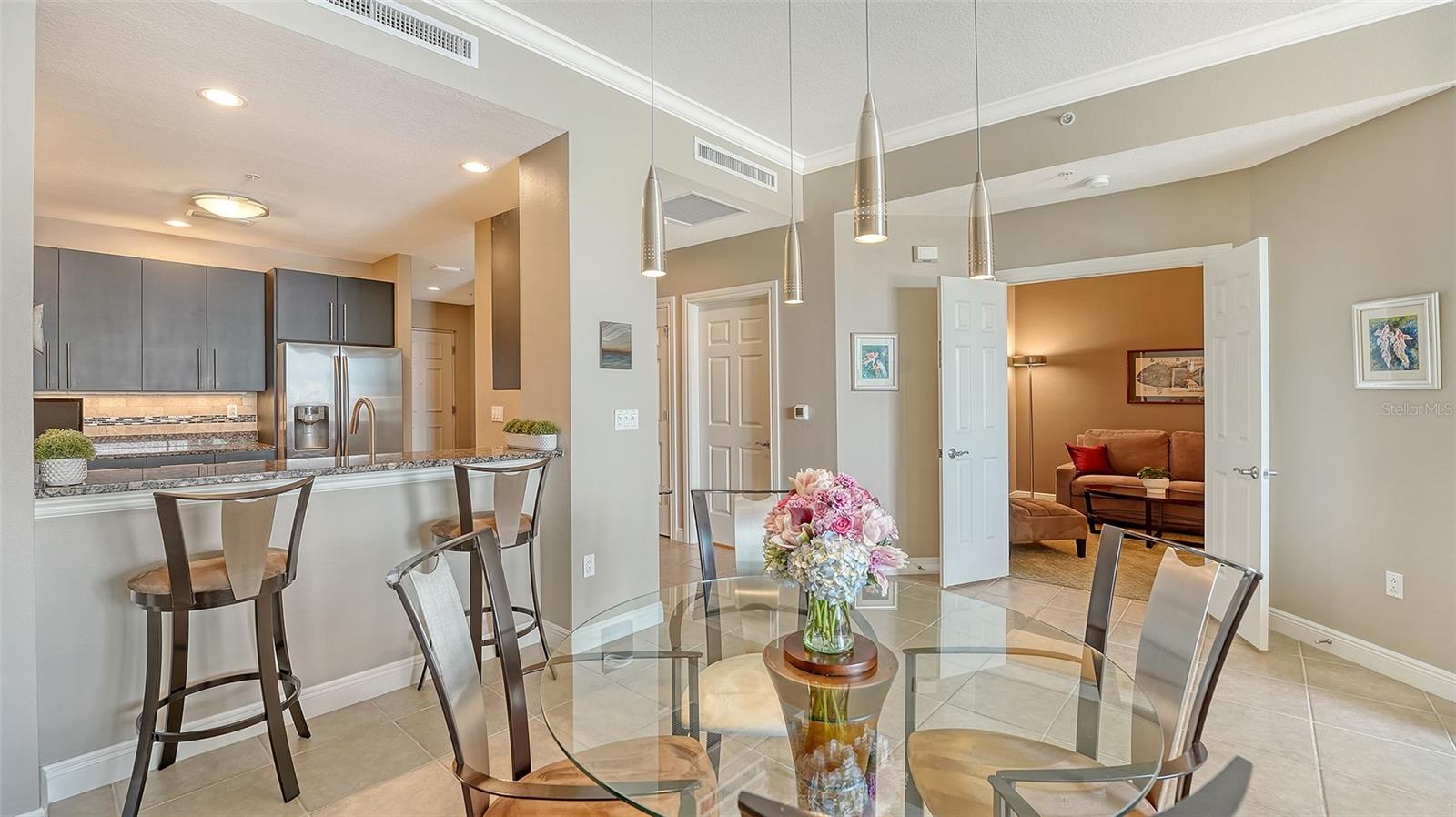 Image 6 of 26 For 1771 Ringling Boulevard 1206