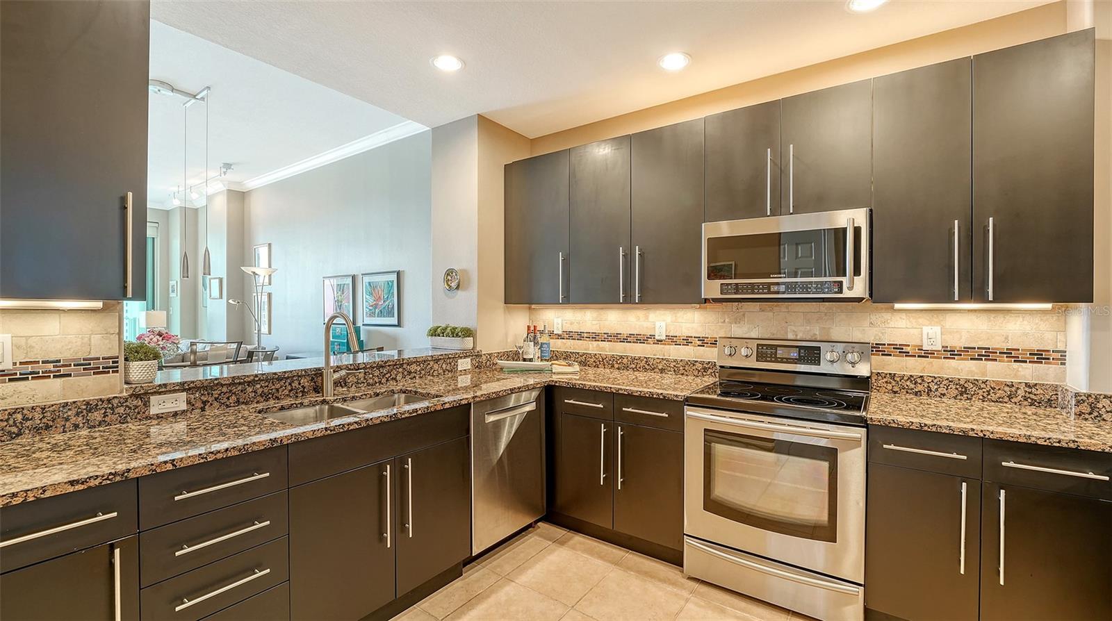 Image 8 of 26 For 1771 Ringling Boulevard 1206