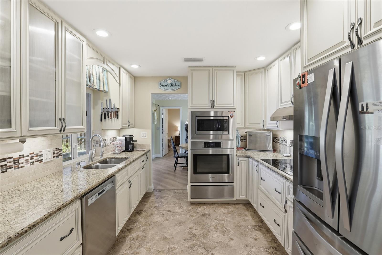 Image 10 of 48 For 15840 Lake Candlewood Drive