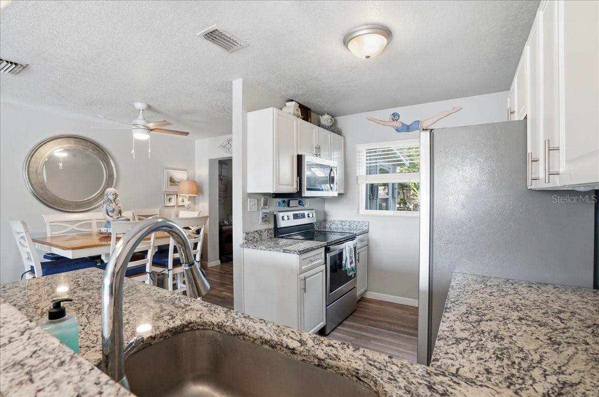 Image 15 of 55 For 3015 Florida Boulevard