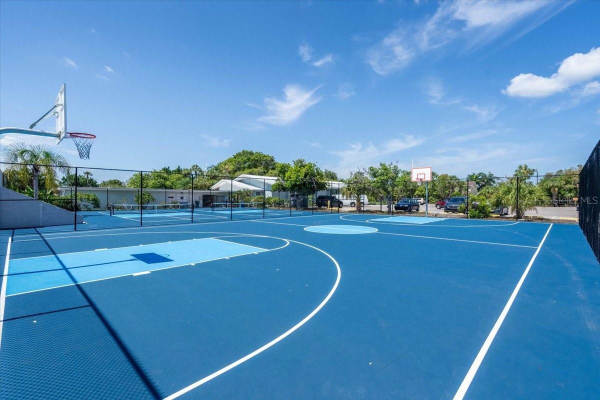 Image 53 of 55 For 3015 Florida Boulevard